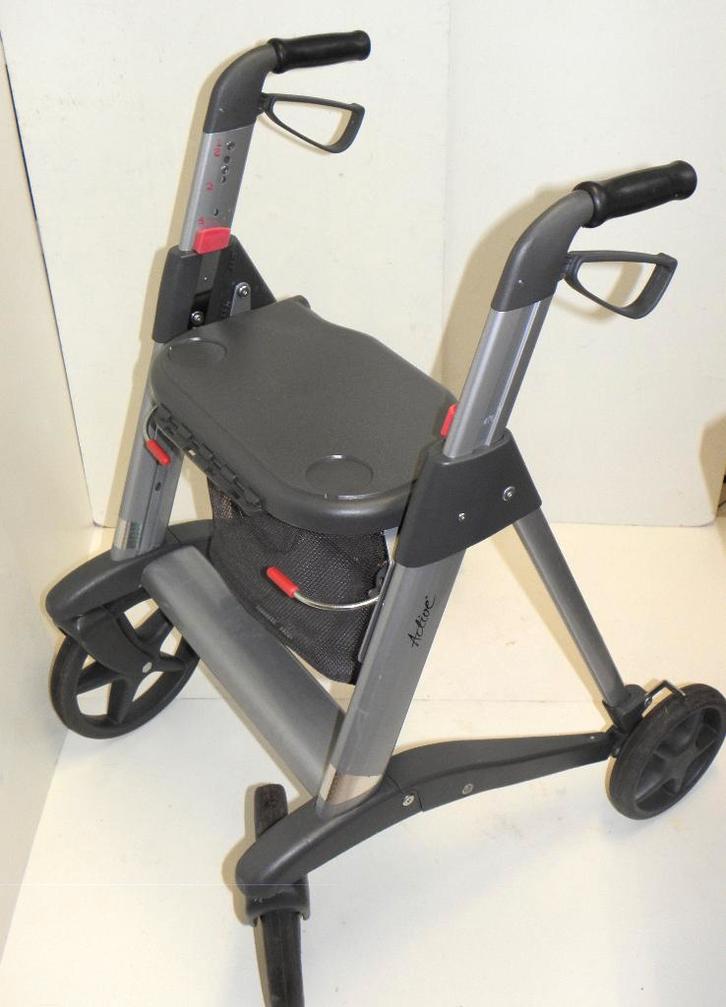 Nette ANWB Active Access Aluminium rollator, Diversen, Rollators, Zo goed als nieuw, Ophalen of Verzenden