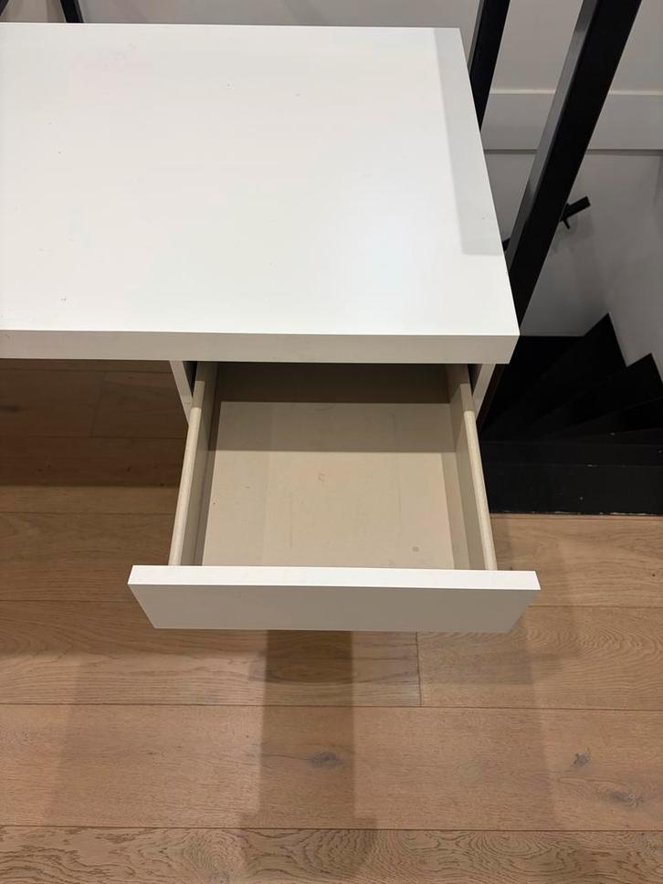 IKEA Malm Bureau - Wit, Huis en Inrichting, Bureaus, Gebruikt, Bureau, Ophalen