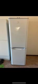 Indesit combi koelkast, Ophalen, Gebruikt, 200 liter of meer, Met aparte vriezer