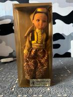 Vintage pop in traditionele klederdracht Sarajevo, Ophalen of Verzenden, Pop