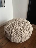 Gebreide macrame poef, Ophalen, Zo goed als nieuw, Rond