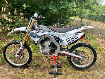 Honda crf 250 2017  beschikbaar voor biedingen