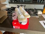 Nike Dunk High LX Team Gold - 38,5, Kleding | Dames, Schoenen, Wit, Nike, Nieuw, Ophalen of Verzenden
