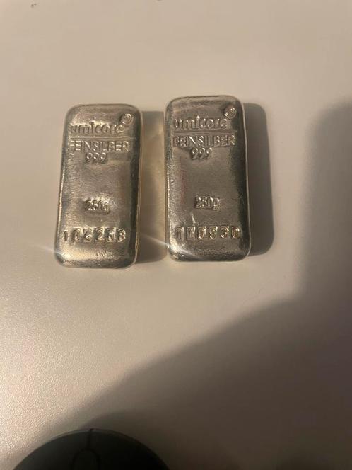 2x 250g Umicore Feinsilber 999 Zilverbaren, Antiek en Kunst, Antiek | Goud en Zilver, Zilver, Ophalen