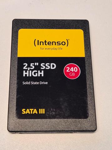 Intenso 240GB SSD 2,5" Sata beschikbaar voor biedingen