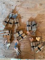 Diverse cilinders, Doe-het-zelf en Verbouw, Hang- en Sluitwerk, Ophalen, Gebruikt, Koper of Messing, Slot