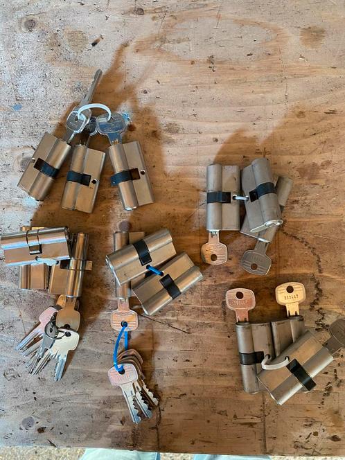Diverse cilinders, Doe-het-zelf en Verbouw, Hang- en Sluitwerk, Gebruikt, Slot, Koper of Messing, Ophalen