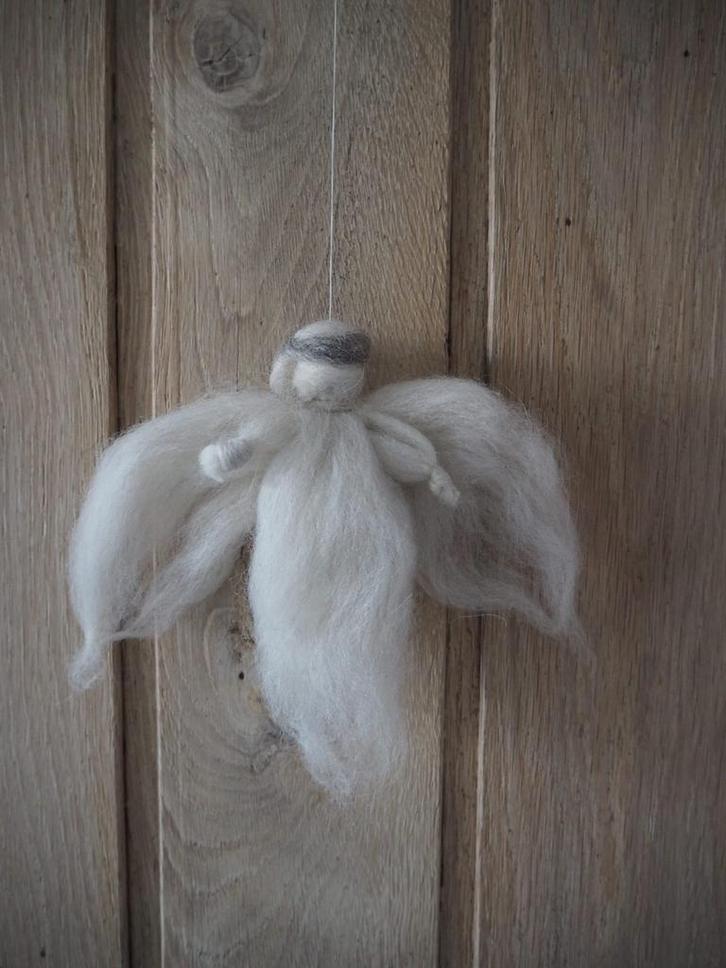 Schapenwollen Beschermengel / Geluksengeltje, Huis en Inrichting, Woonaccessoires | Overige, Nieuw, Ophalen of Verzenden