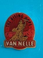 VAN NELLE : Milde ,half zware shag , vintage pin, Verzenden, Zo goed als nieuw, Merk, Speldje of Pin