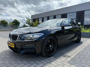 BMW 2-Serie 3.0 M235i 240KW Coupe automaat 2015 Zwart M2 F22 beschikbaar voor biedingen