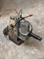 Magneetboormachine, Doe-het-zelf en Verbouw, Gereedschap | Boormachines, Ophalen, Gebruikt, Boormachine
