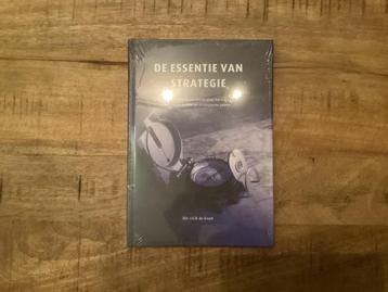 Nieuw! De essentie van strategie | 9789090174624 beschikbaar voor biedingen
