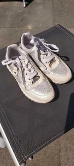 Sneakers wit met zilver maat 32, Meisje, Schoenen, Nieuw, Ophalen of Verzenden