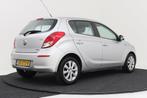 Hyundai I20 1.2i i-Deal | Org NL | Bluetooth | Airco |, Euro 5, Zwart, 4 cilinders, Origineel Nederlands