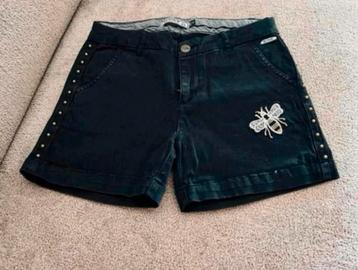 Short. Meisje. Zwart. 176. Nieuw. beschikbaar voor biedingen