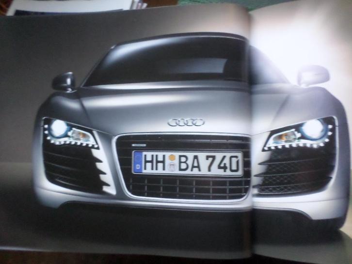 Audi R8 V8 2007 Boek, Boeken, Auto's | Folders en Tijdschriften, Zo goed als nieuw, Audi, Ophalen of Verzenden