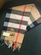 Burberry Sjaal zonder Label met Tas & Doos, Kleding | Dames, Mutsen, Sjaals en Handschoenen, Verzenden, Zo goed als nieuw, Sjaal