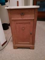 Antiek kastje, Antiek en Kunst, Antiek | Meubels | Kasten, Ophalen of Verzenden