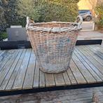 Grote rieten mand, Ophalen, Rond