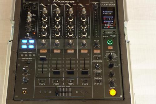 Pioneer DJM 800 Mixer incl Flightcase, Muziek en Instrumenten, Mengpanelen, Zo goed als nieuw, Minder dan 5 kanalen, Microfooningang