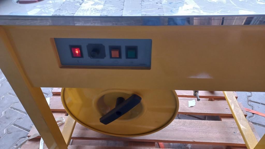 Bandbindmachine te koop hij verhit niet, Ophalen, Mvs, Info@mvsattractieverhuur.nl, 4175BD
