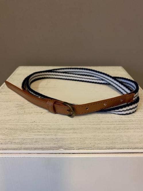 Smalle dunne riem, Kleding | Dames, Riemen en Ceinturen, Zo goed als nieuw, 100 cm of meer, Minder dan 3 cm, Overige kleuren, Ophalen of Verzenden