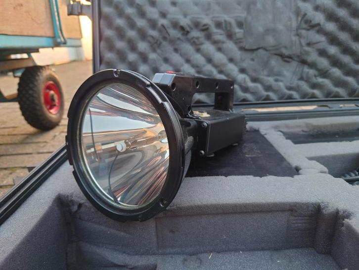 Vintage zoeklicht/accu schijnwerper HID, Caravans en Kamperen, Zaklampen, Accu, Ophalen