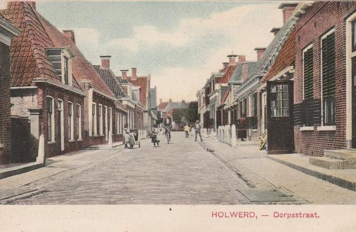HOLWERD Dorpsstraat, Verzamelen, Ansichtkaarten | Nederland, Ongelopen, Friesland, Voor 1920, Verzenden