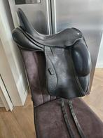 Custom Icon Coda W dressuurzadel 16,5 inch, Dieren en Toebehoren, Paarden en Pony's | Zadels, Ophalen of Verzenden, Gebruikt, Dressuur