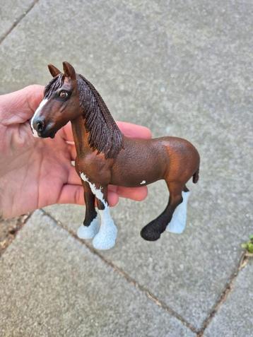 Schleich paarden repaint  beschikbaar voor biedingen