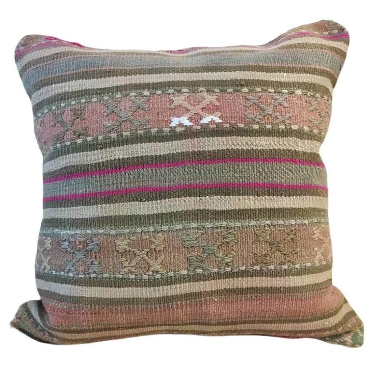 Kelimkussen vintage 60x60 faded olijf oudroze, Huis en Inrichting, Woonaccessoires | Kussens, Nieuw, Overige kleuren, Vierkant