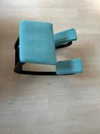 Stokke ergonomische knielstoel, Huis en Inrichting, Stoelen, Ophalen, Blauw, Hout