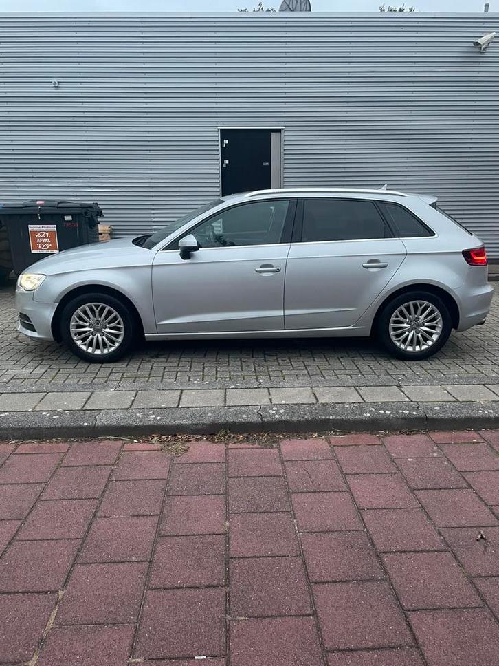 Audi A3 1.4 Tfsi 90KW Sportback S-tronic 2013 Grijs, Auto's, Audi, Particulier, Benzine, A, Hatchback, Automaat, Origineel Nederlands