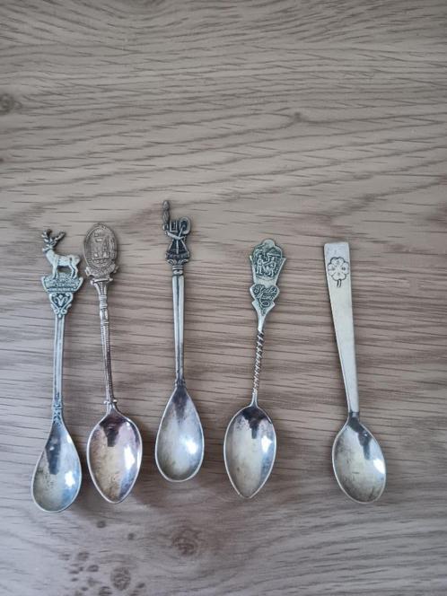 Theelepeltjes, vijf stuks, uit de oude doos, Antiek en Kunst, Antiek | Bestek, Ophalen of Verzenden