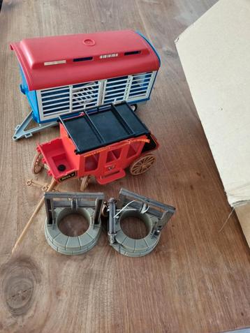 Playmobil  2 dozen vol beschikbaar voor biedingen