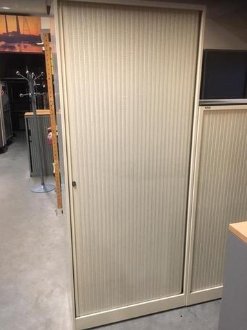 Ahrend roldeurkast 45/80/195 beschikbaar voor biedingen