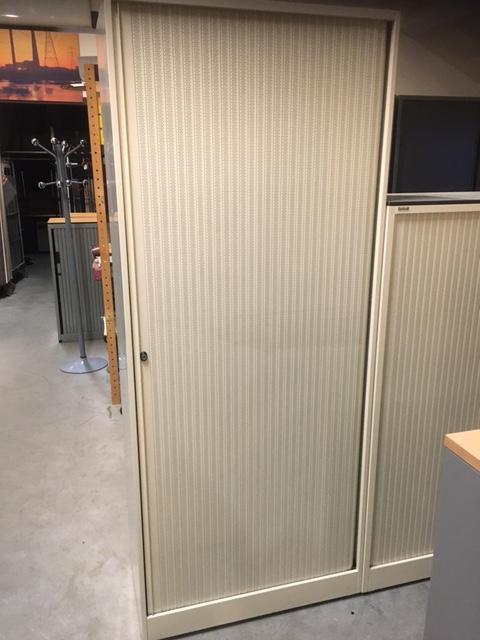 Ahrend roldeurkast 45/80/195, Huis en Inrichting, Kasten | Roldeurkasten en Archiefkasten, Gebruikt, Metaal, Ophalen