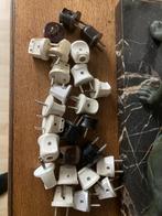 25x Bakeliet Stekkers - Vintage, Ophalen of Verzenden