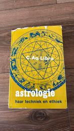 Astrologie, Ophalen of Verzenden, Zo goed als nieuw