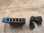 Data hub  Linksys LGS105V2 5 port GIGABIT Switch, Computers en Software, Netwerk switches, Ophalen of Verzenden, Zo goed als nieuw