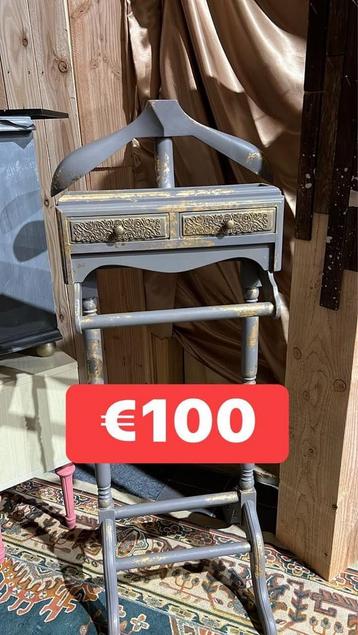 Mooie Upcycled Kapstok Meubel beschikbaar voor biedingen