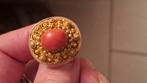 Gouden Zeeuwse broche met bloedkoraal., Sieraden, Tassen en Uiterlijk, Antieke sieraden, Ophalen of Verzenden, Goud, Broche