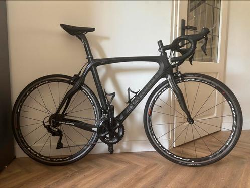 Pinarello Dogma (replica) met nieuwe 105 group, Fietsen en Brommers, Fietsen | Racefietsen, Zo goed als nieuw, Overige merken