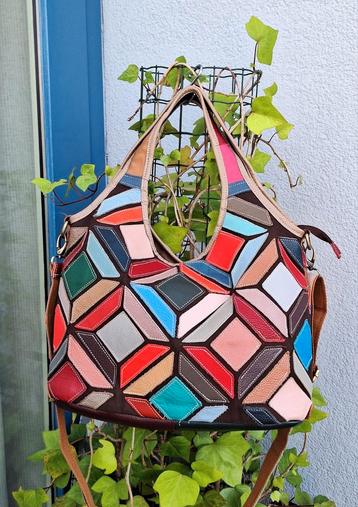 Patchwork Leren Handtas - Uniek Design beschikbaar voor biedingen