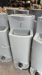 Garagebox. Sanitair. Als u geen water aanluiting heeft, Doe-het-zelf en Verbouw, Ophalen of Verzenden, Zo goed als nieuw