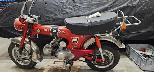 Te koop honda dax met Nederlandse kenteken, Fietsen en Brommers, Brommers | Oldtimers, Overige merken, Ophalen