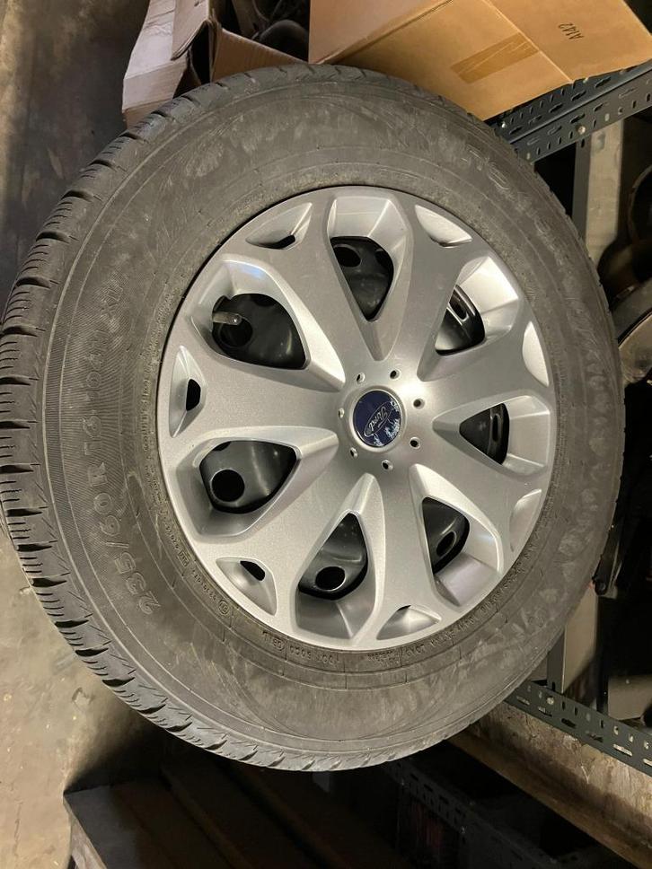 4 ford wieldoppen origineel met gratis velgen 16', Auto diversen, Wieldoppen, Gebruikt, Ophalen