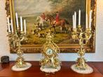 Vuurvergulde pendules +kandelaars, Antiek en Kunst, Antiek | Klokken, Ophalen of Verzenden