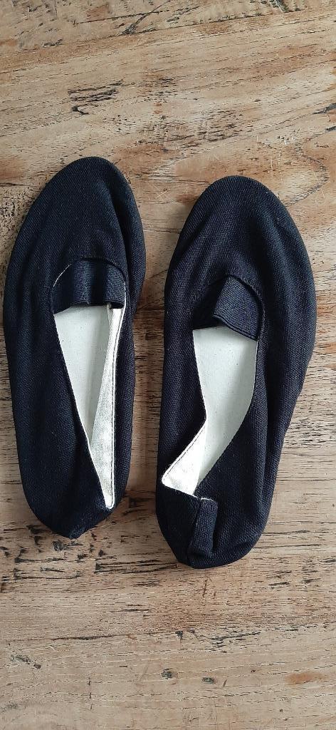 Euritmietjes / gymschoenen/ turnschoenen maat 34 (2 paar), Kinderen en Baby's, Kinderkleding | Schoenen en Sokken, Nieuw, Sportschoenen