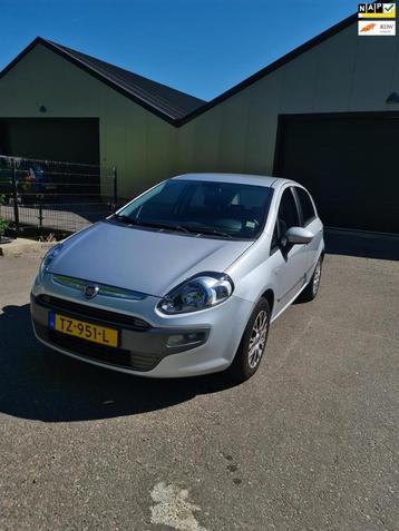 Fiat Punto Evo 1.4 Business- 5 DEURS- AIRCO- CENTRALE DEURVE beschikbaar voor biedingen